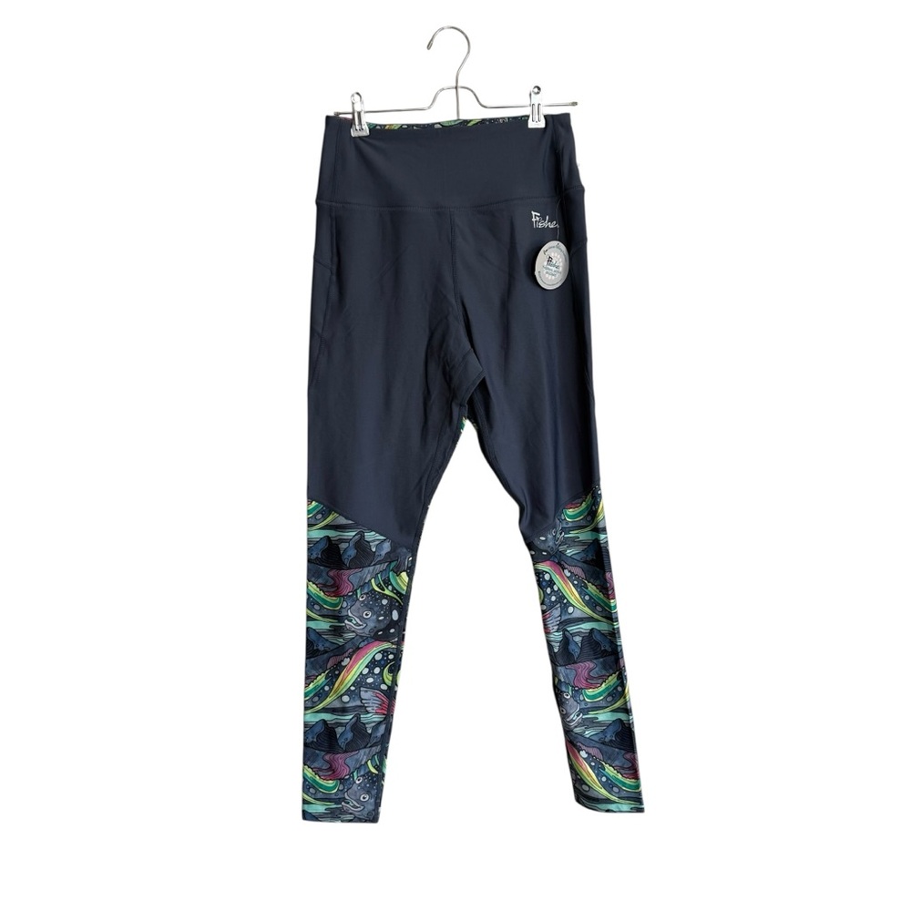 NWT- FisheWear HaliBorealis Thermal Active Leggings Size M